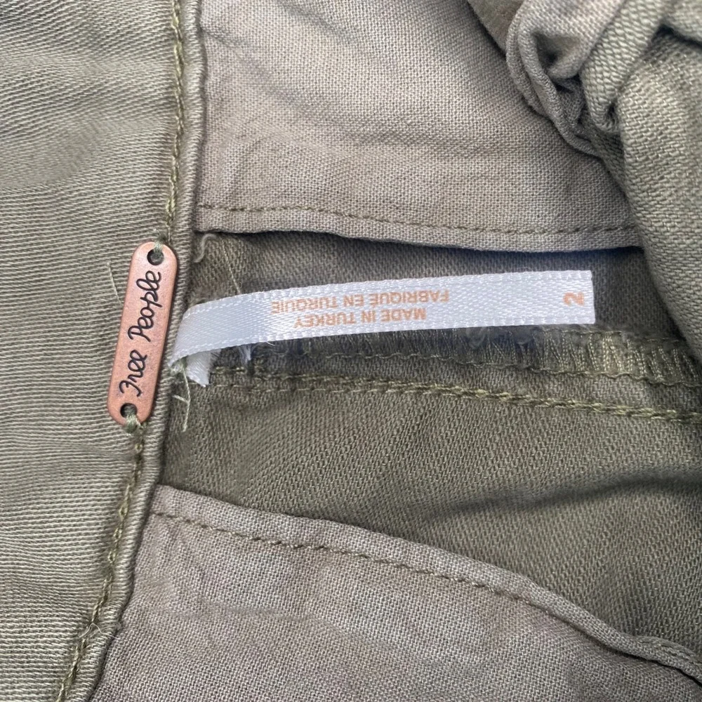Free People‎ Olive Green Pleated High Waisted Linen Blend Shorts Women Size 2